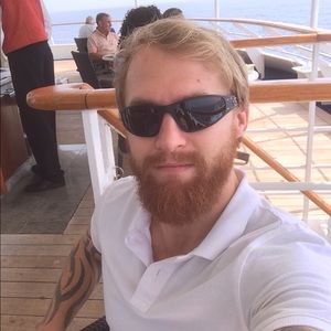 Meet your Posher, Erik